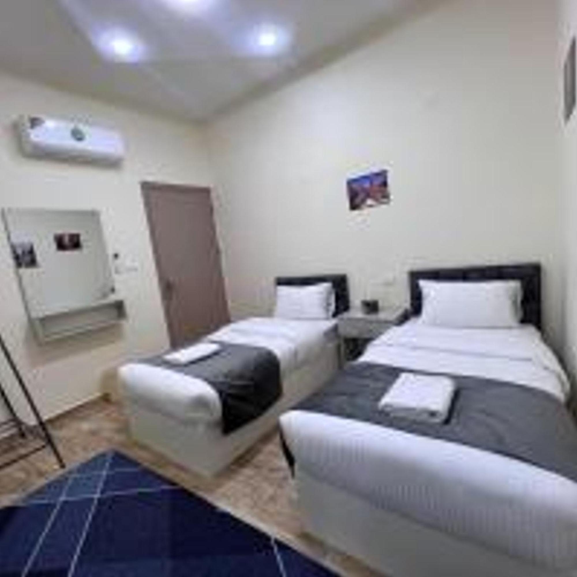 Z3 Hostel Wadi Musa Exterior photo